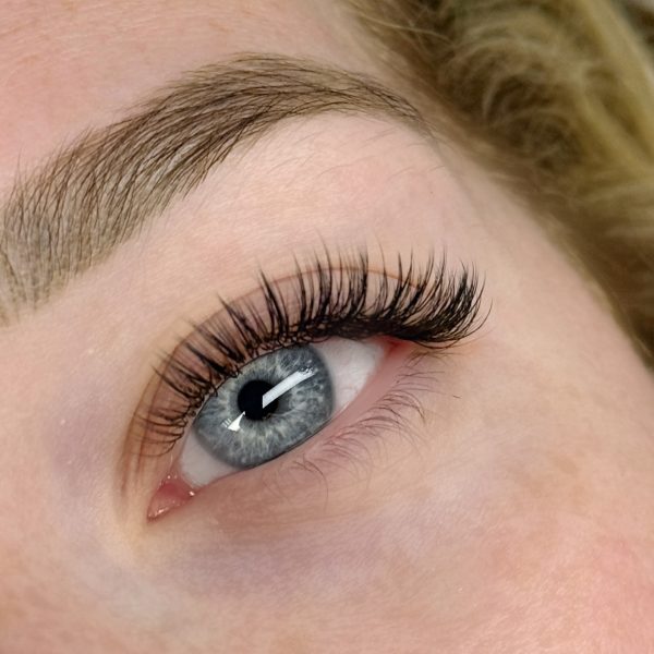Facetune_02-03-2025-18-40-14